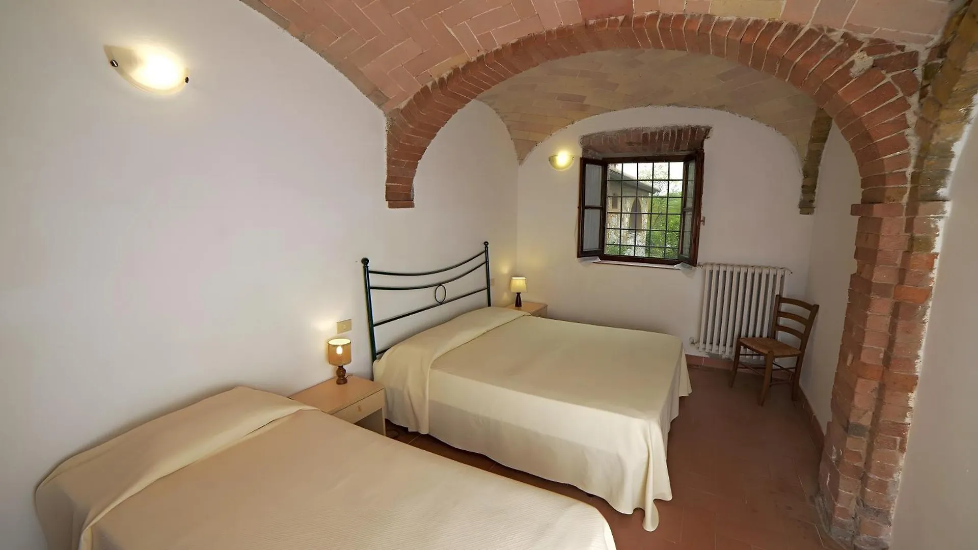 Agriturismo Le Ville Lano Italy