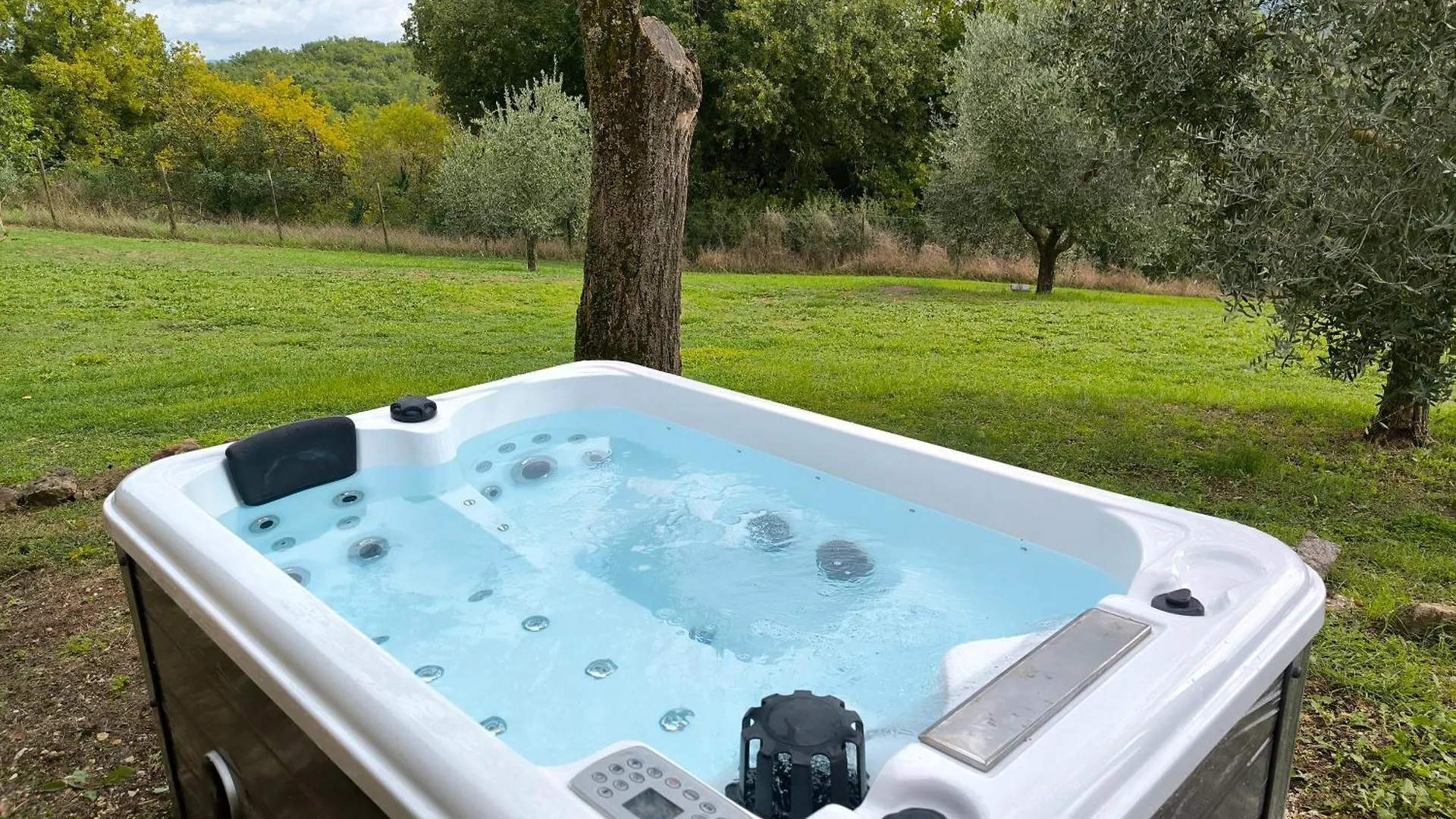 Agriturismo Le Ville Lano Italy